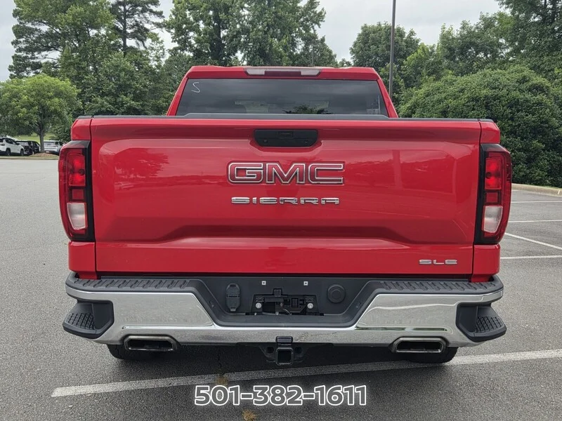 Used 2019 Cardinal Red GMC SLE image 4