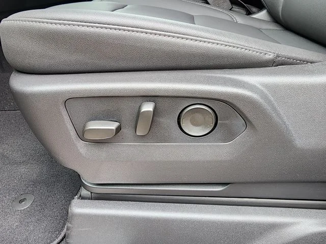 New 2026 Silver GMC SLT image 19