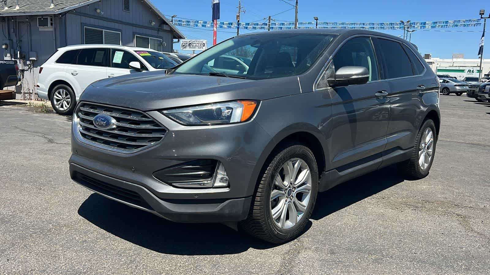 2022 Ford Edge Titanium AWD's photo
