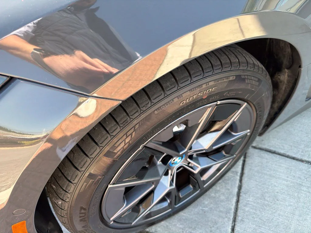 Used 2024 Gray BMW eDrive35 image 11