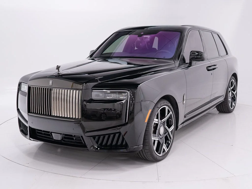 Certified Used 2026 Black Diamond Rolls-Royce Black Badge image 1