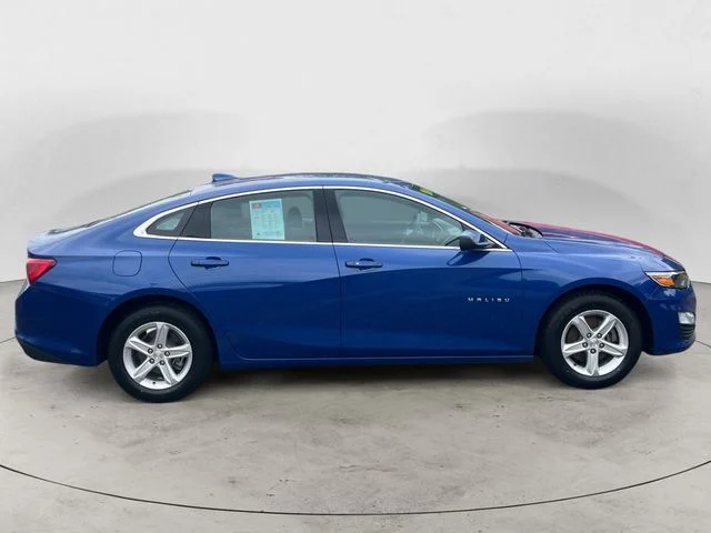 Used 2023 Blue Chevrolet LT image 6