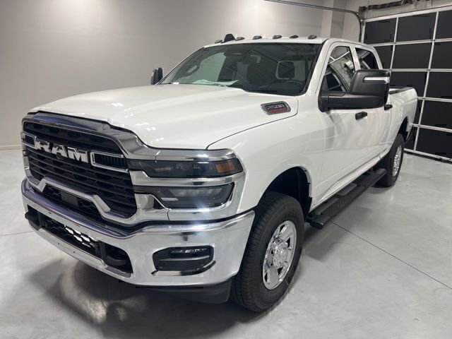 New 2026 Bright White Clear-Coat Exterior Paint RAM Tradesman image 3
