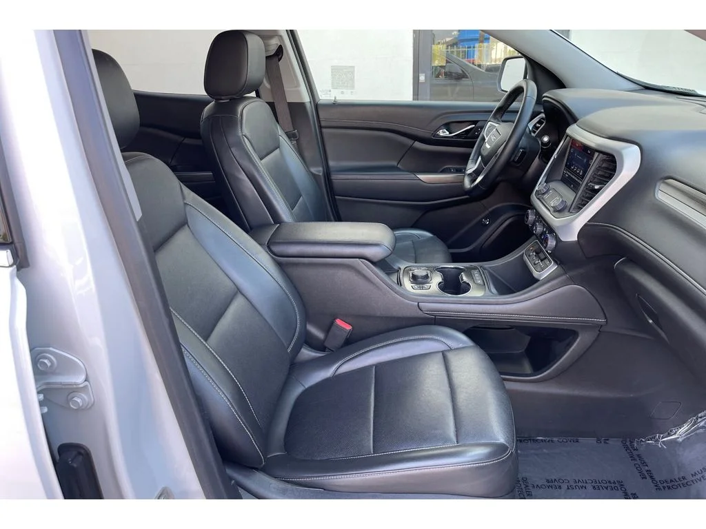 Used 2023 Summit White GMC SLT image 21