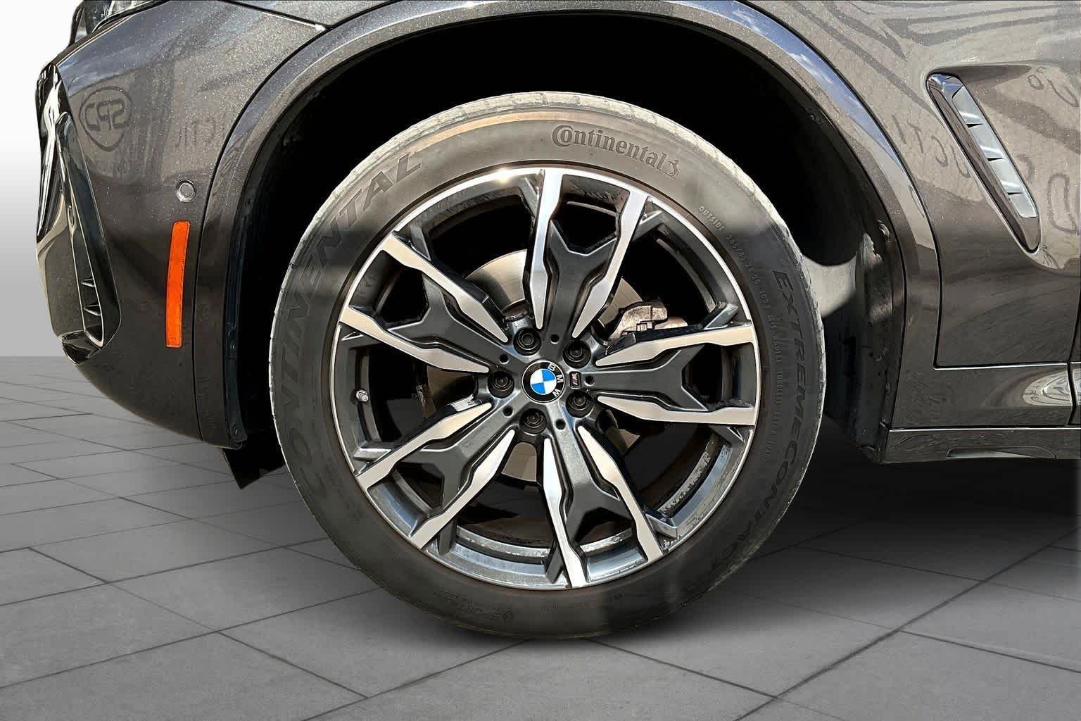 Used 2024 Dark Graphite Metallic BMW xDrive30i image 10