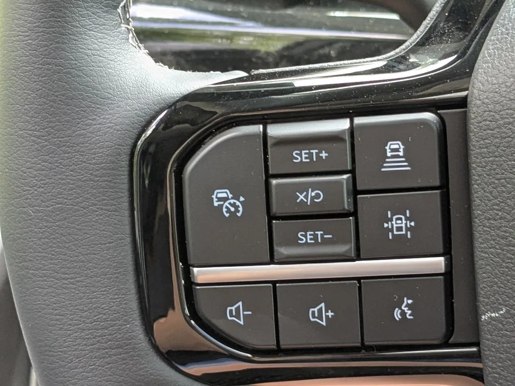 New 2026 Agate Black Metallic Ford Lariat image 27