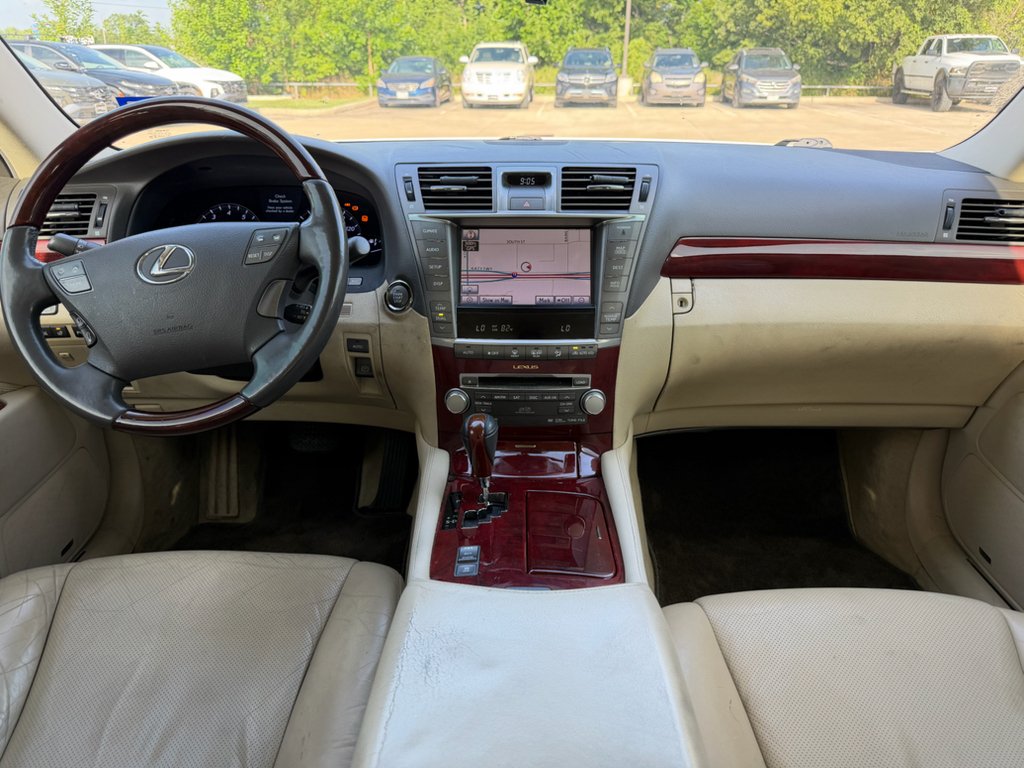 Used 2011 Starfire Pearl Lexus Base image 11