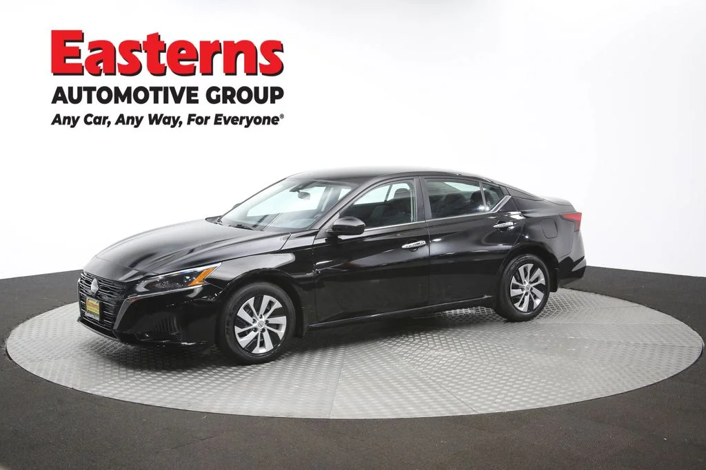 Used 2023 Black Nissan 2.5 S image 56