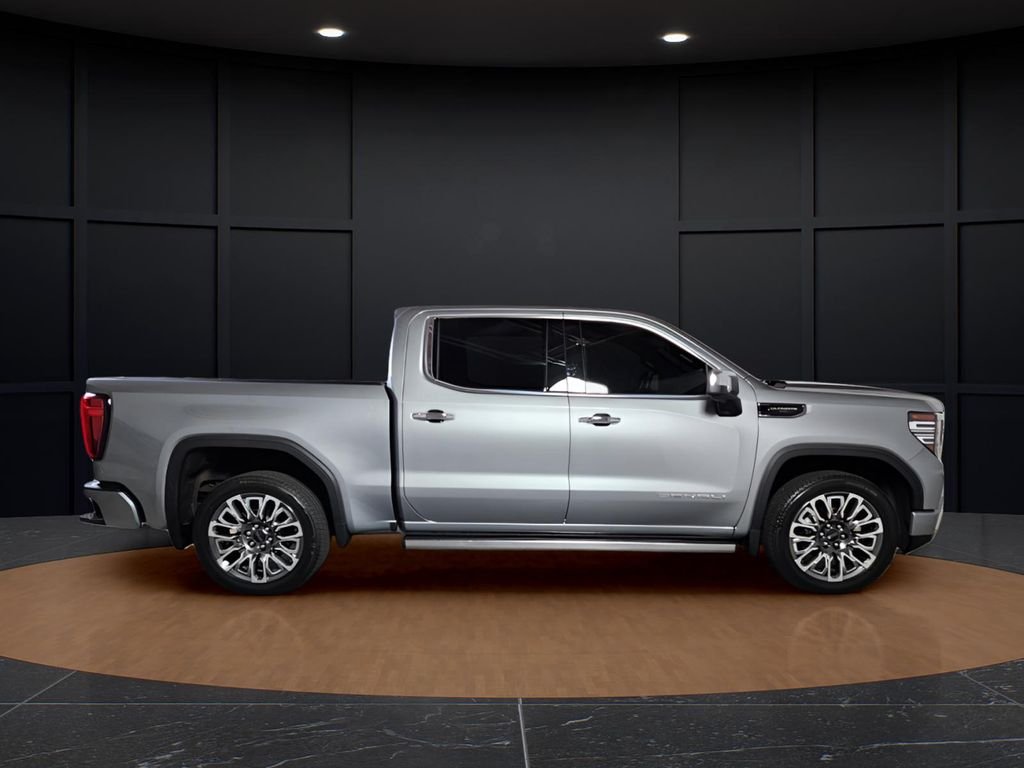 Used 2025 Silver GMC Denali Ultimate image 6