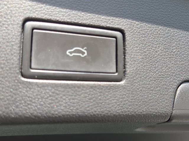 Certified Used 2021 Gray Volkswagen 2.0T SEL image 35