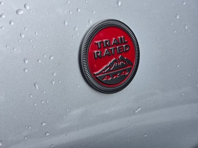 Used 2024 Silver Jeep Trailhawk image 12