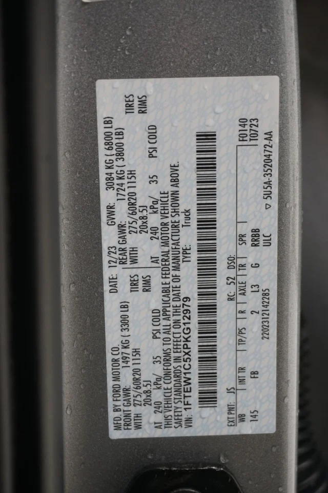 Used 2023 SILVER Ford XLT image 32