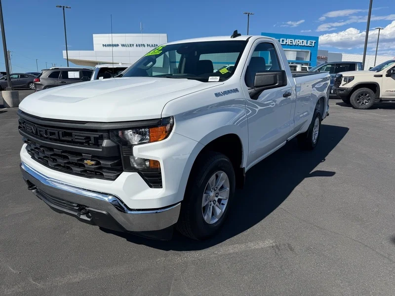 Used 2025 Summit White Chevrolet WT image 7