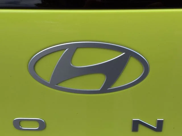 Used 2026 Yellow Hyundai SEL Sport image 24