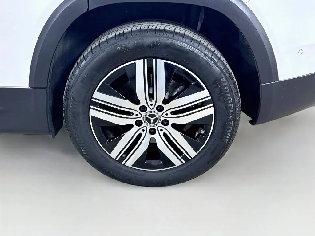 Used 2023 White Mercedes-Benz 300 image 31