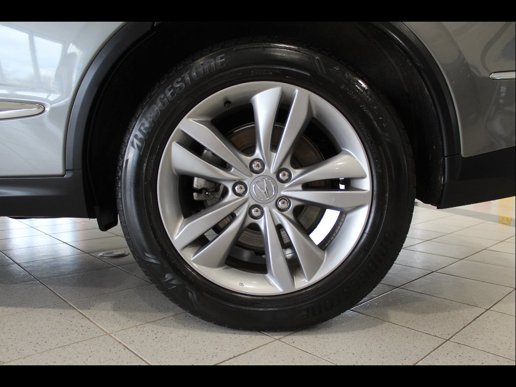 Used 2023 Liquid Carbon Metallic Acura SH-AWD image 12