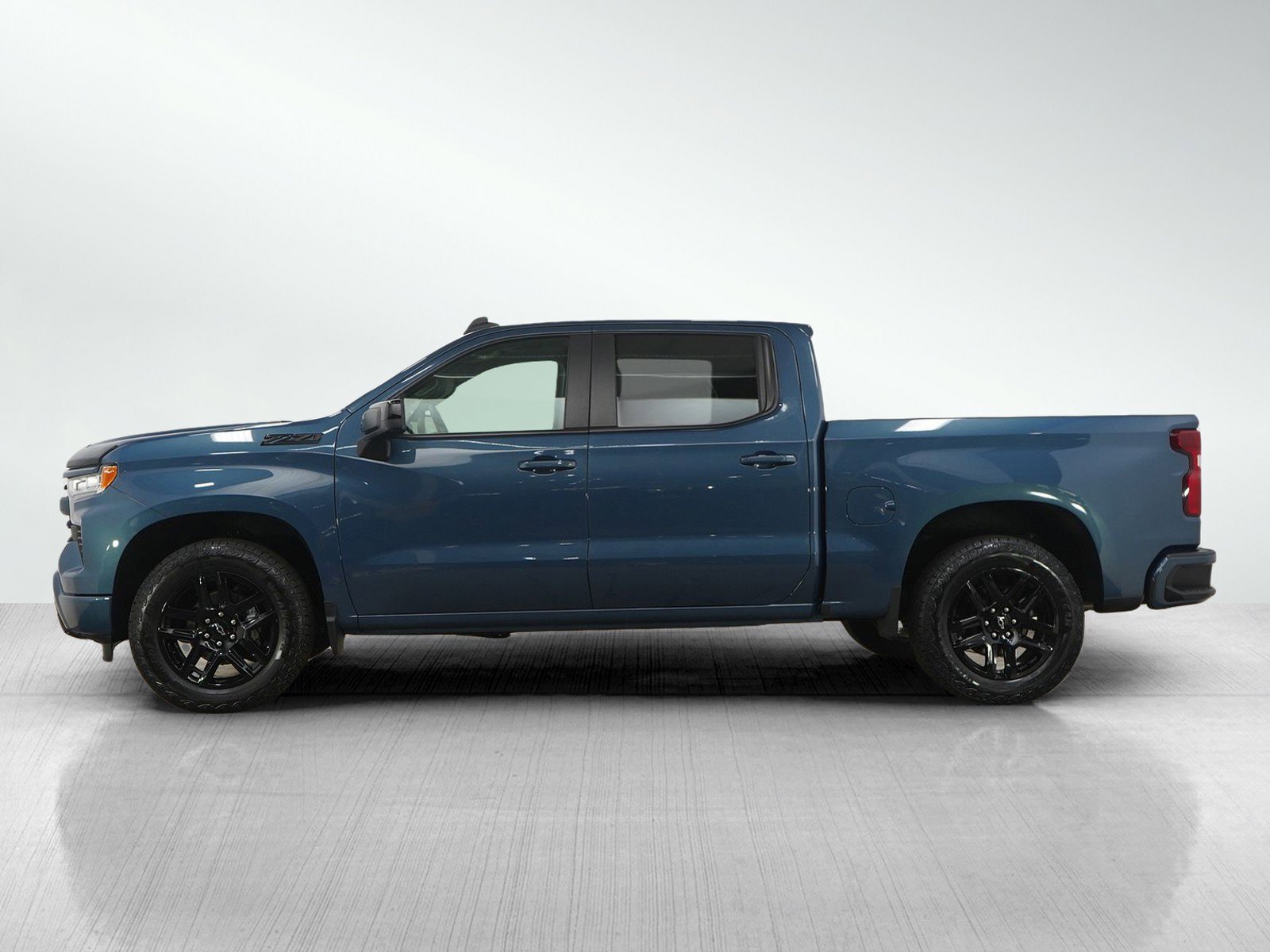 Used 2024 Chevrolet Silverado 1500 RST with VIN 1GCUDEED4RZ143086 for sale in White Bear Lake, Minnesota