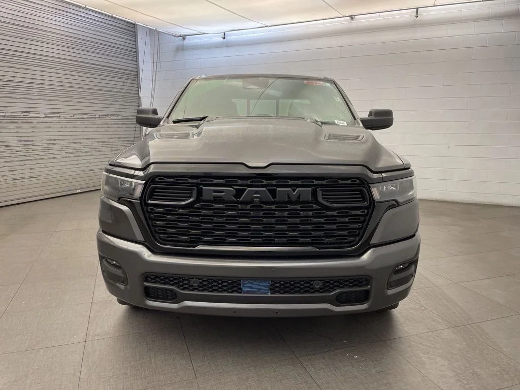 2026 RAM 1500 Express - Photo 6