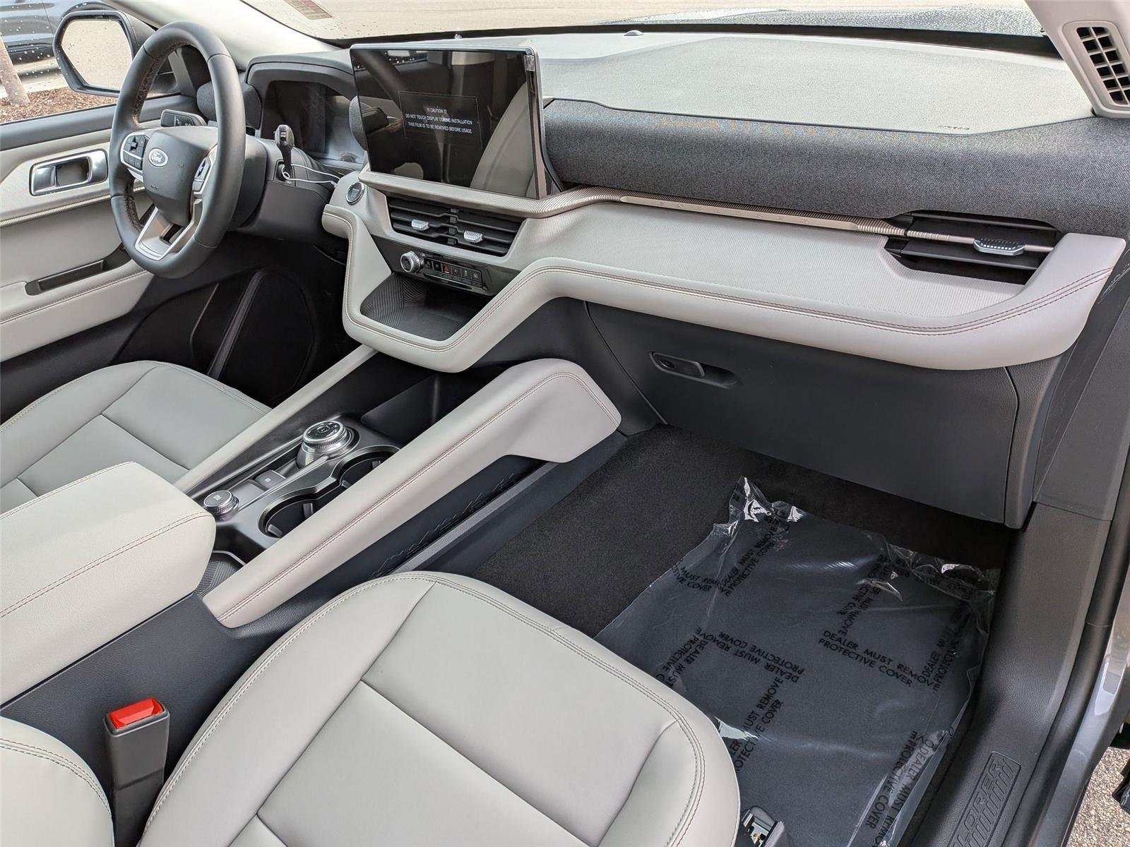 New 2026 Carbonized Gray Metallic Ford Active image 40