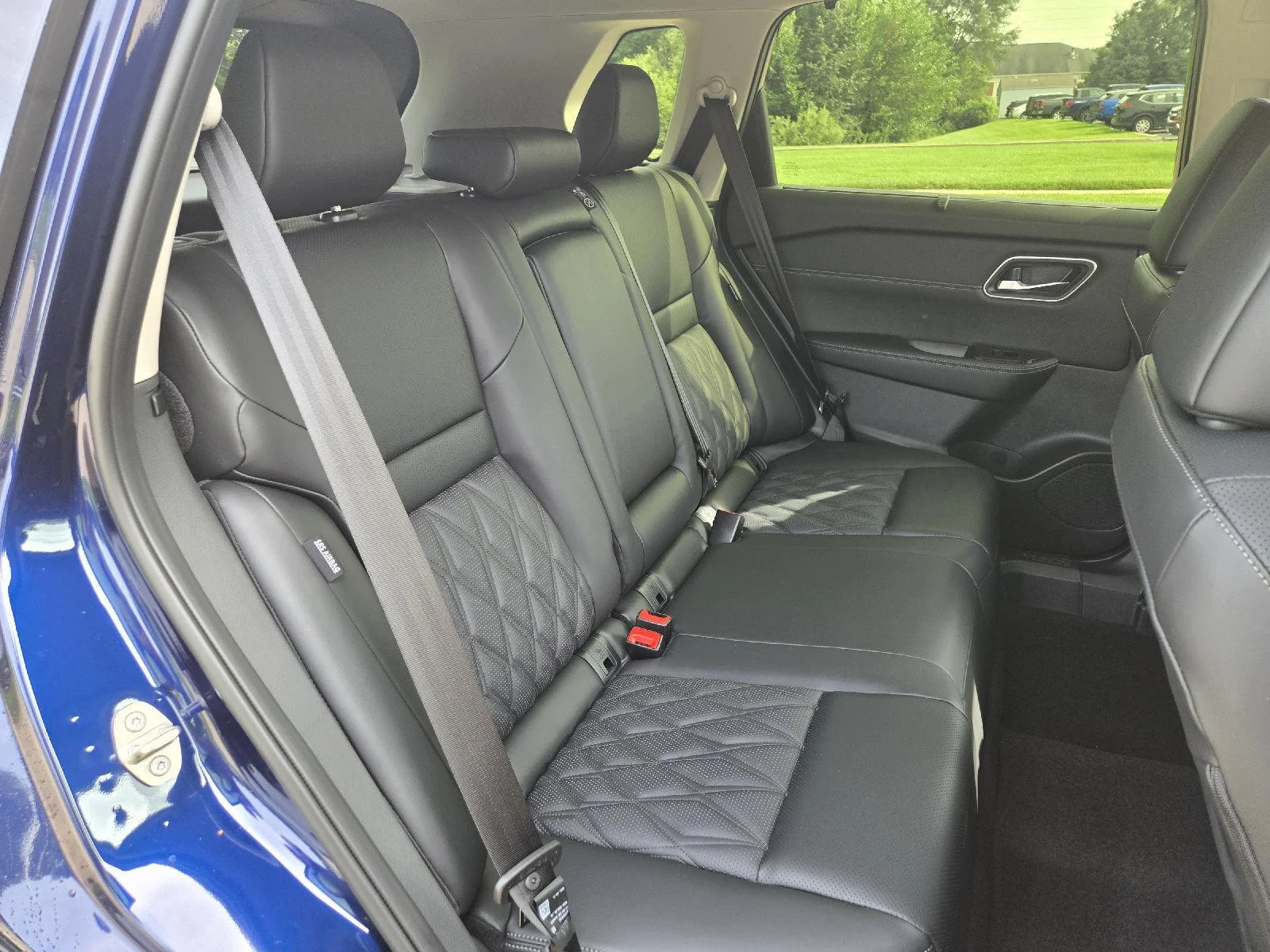 New 2026 Deep Ocean Blue Pearl Nissan Platinum image 14