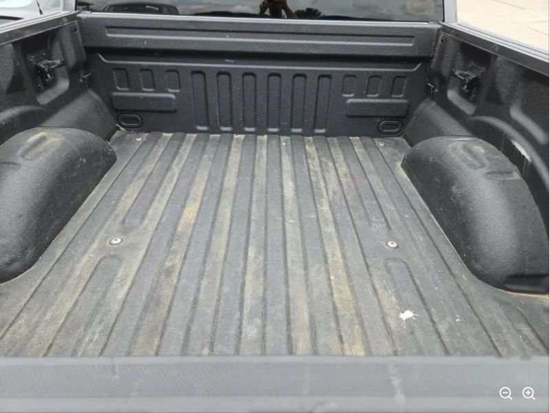 Used 2022 Carbonized Gray Metallic Ford LARIAT image 9