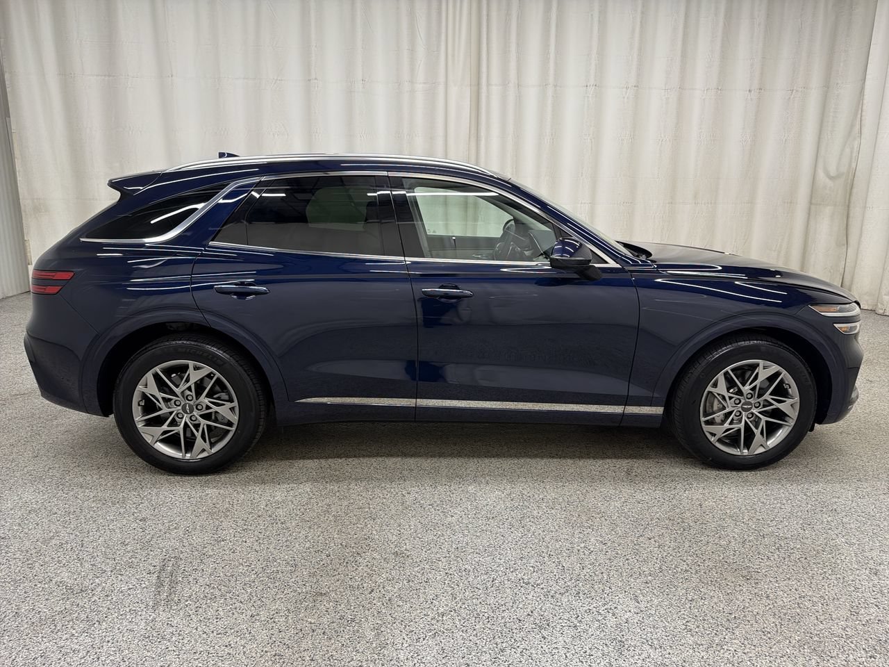 Certified Used 2024 Capri Blue Genesis 2.5T image 5