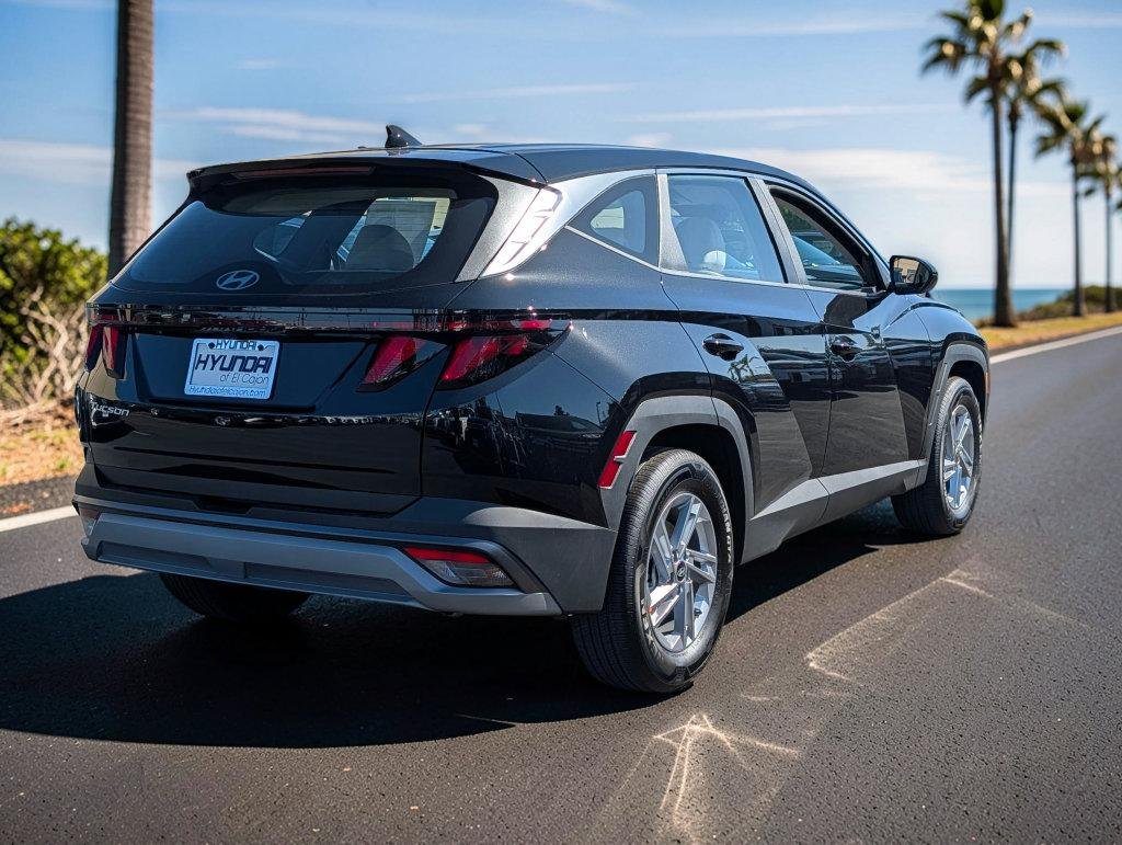 New 2026 Black Hyundai SE FWD image 5