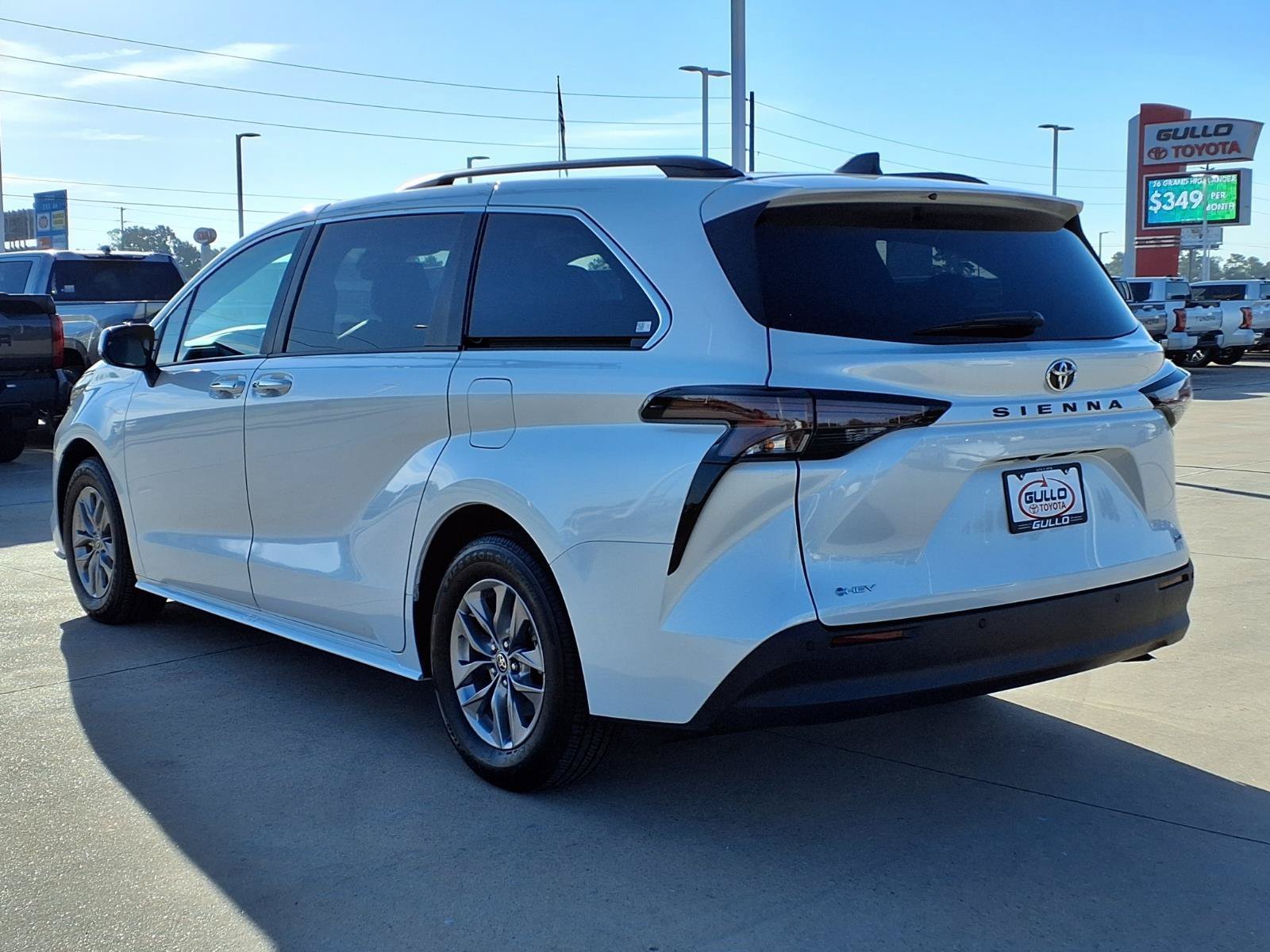 Certified Used 2026 Pearl Toyota XLE image 2