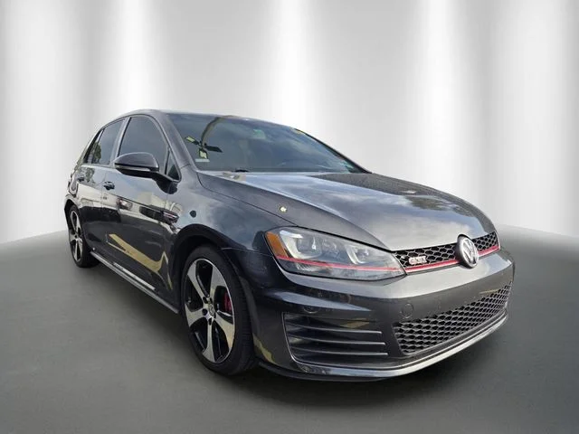 Used 2016 Black Volkswagen  image 1