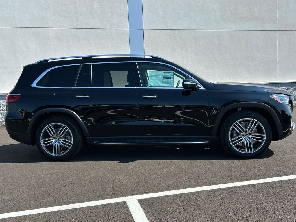 New 2026 Black Mercedes-Benz GLS 450 image 9