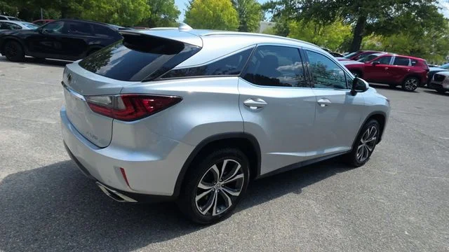 Used 2017  Lexus 350 image 8
