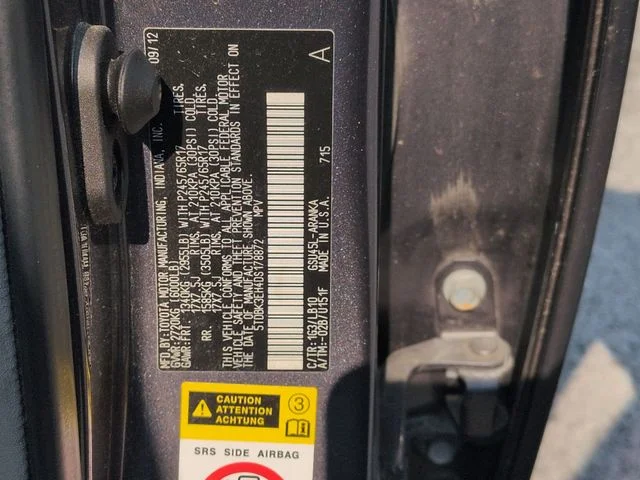 Used 2013 Gray Toyota SE image 39