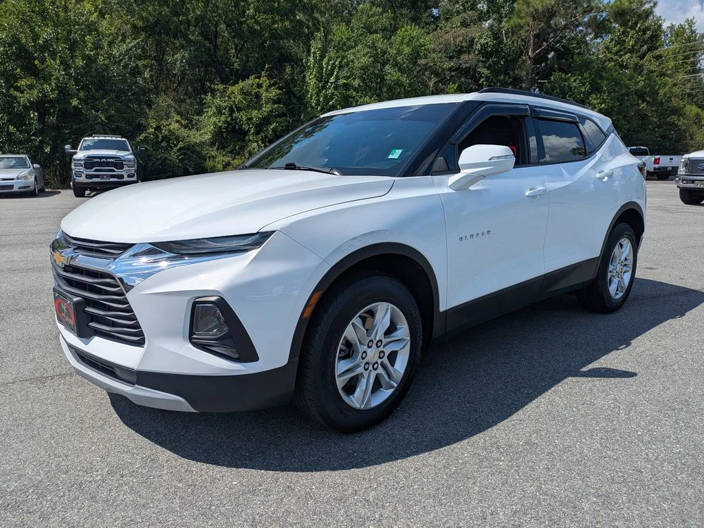 Used 2022 White Chevrolet LT image 8