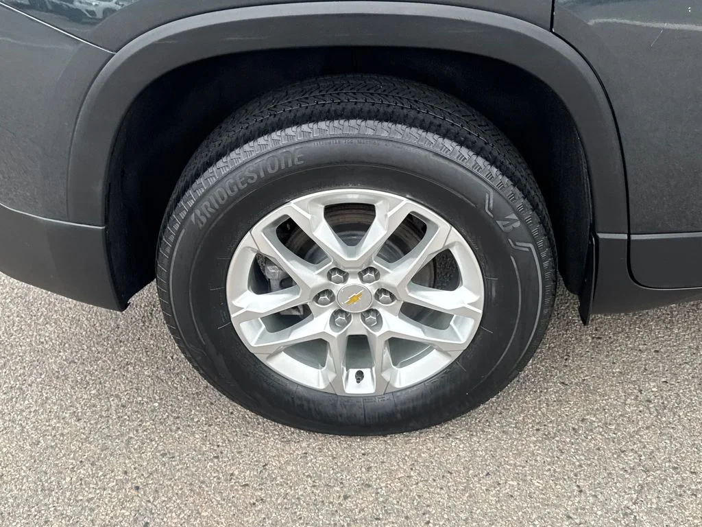 Used 2020 Gray Chevrolet 3LT image 43