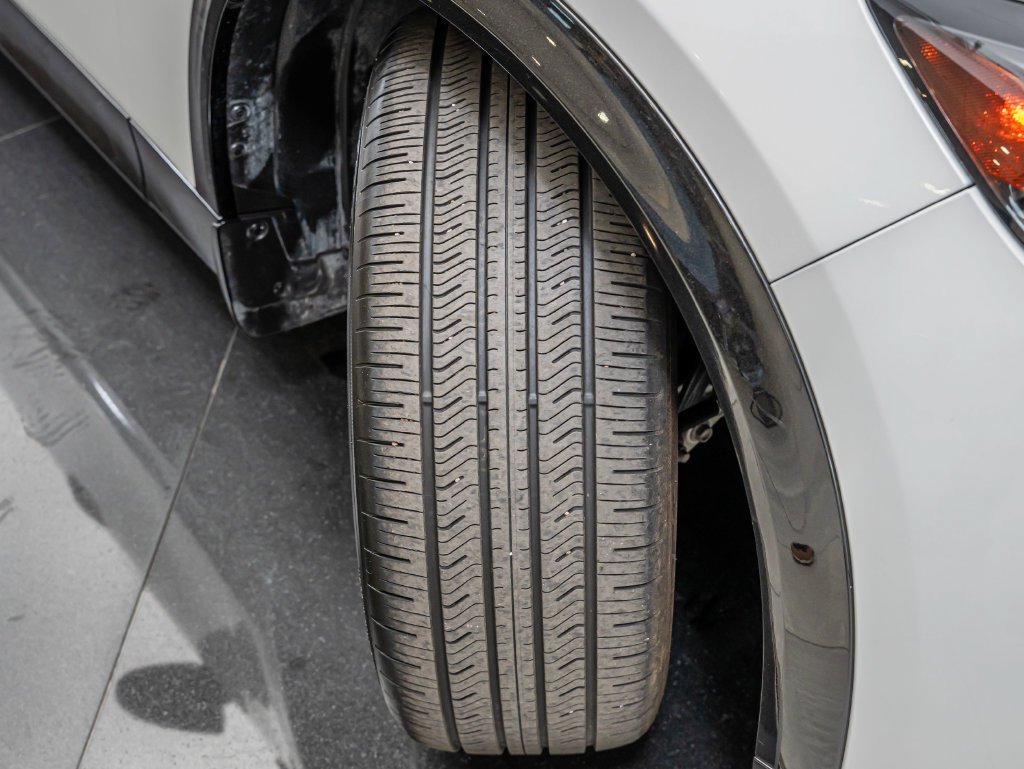 Used 2026 Rhodium White Premium Mazda 3.3 Turbo S Premium image 57