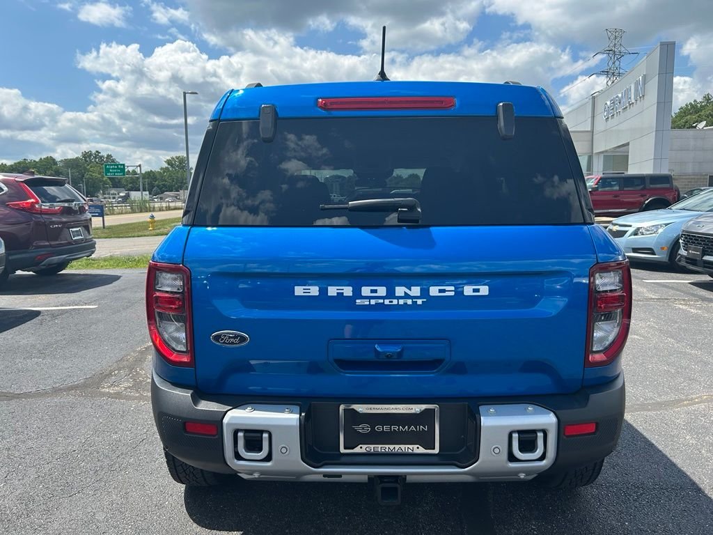 Used 2025 Blue Metallic Ford Big Bend image 7