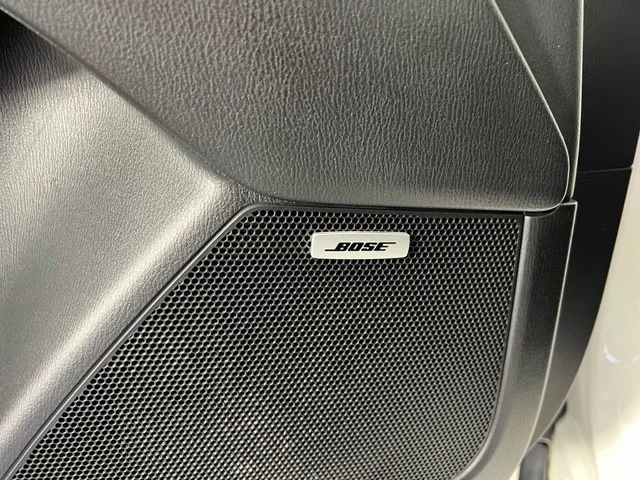 Used 2018 White Mazda Touring image 15