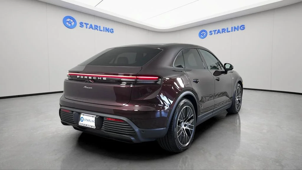 2025 Porsche Macan Base - Photo 8