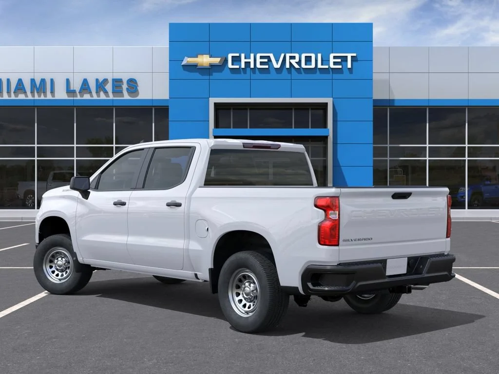 New 2026 Summit White Chevrolet WT image 3