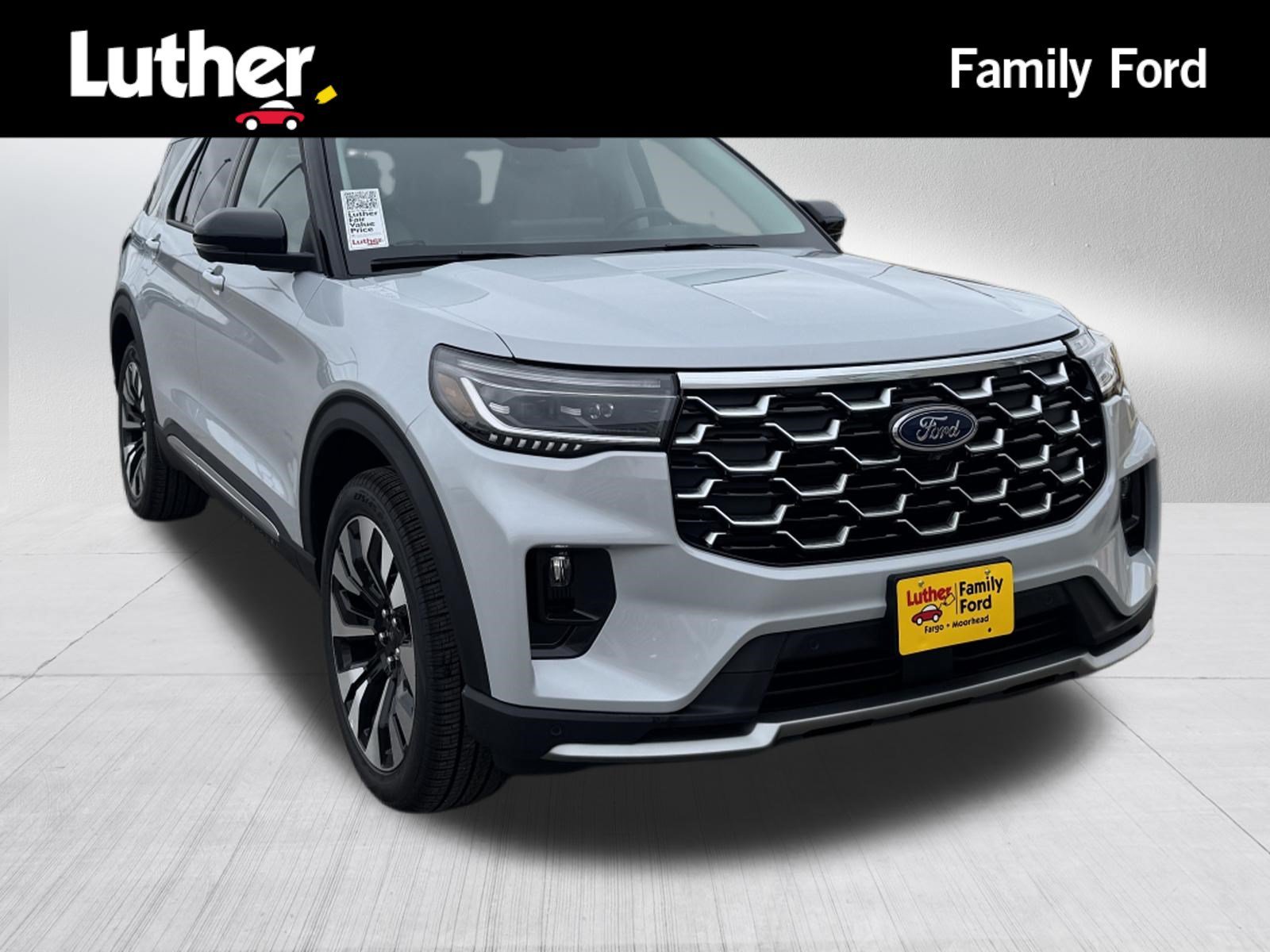 New 2026 Space White Metallic Ford Platinum image 1