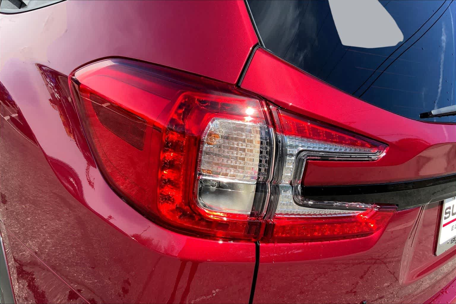 Used 2025 Crimson Red Pearl Subaru Onyx Edition Touring image 14