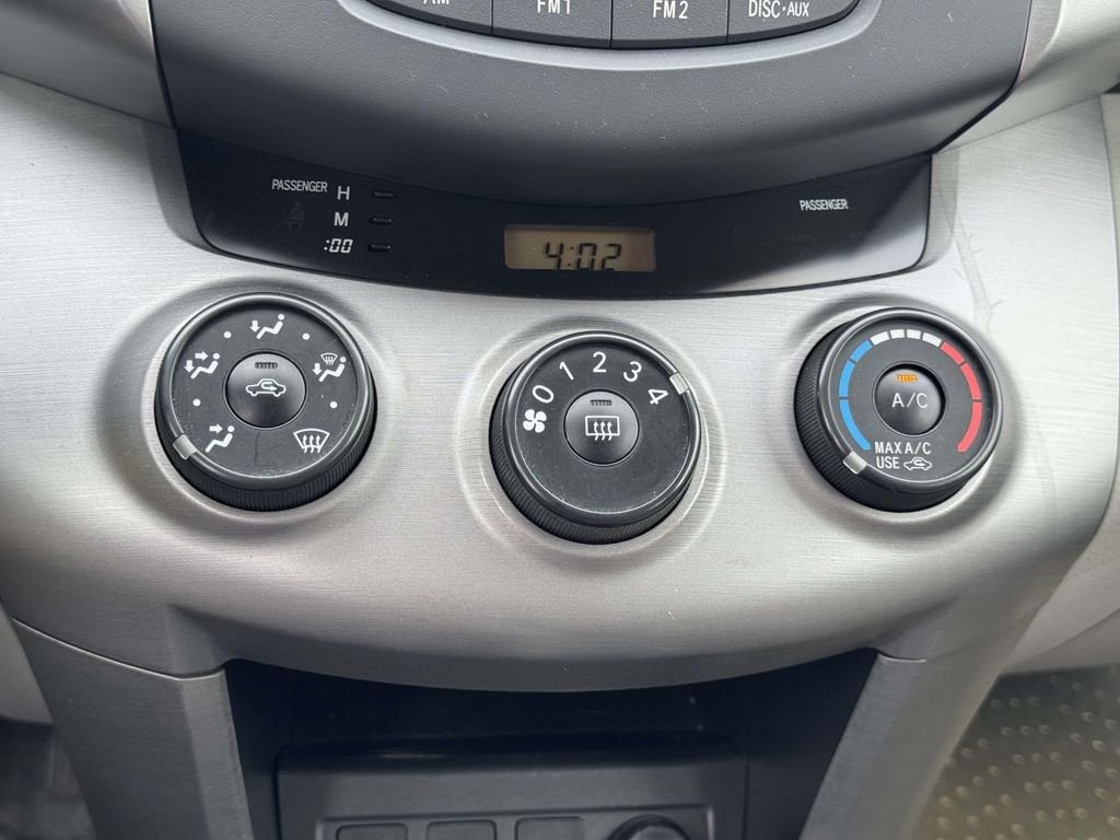 Used 2008 Blue Toyota Base image 4