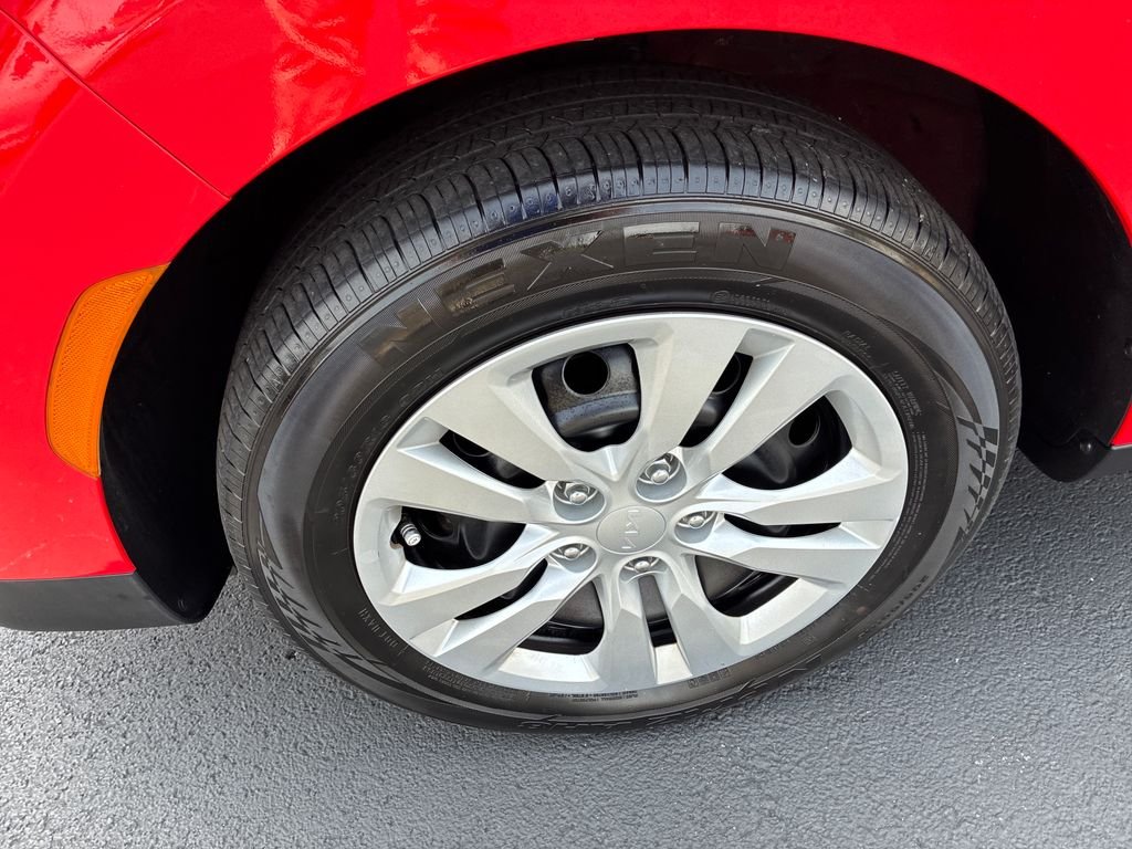 Used 2025 Red Kia LX image 9