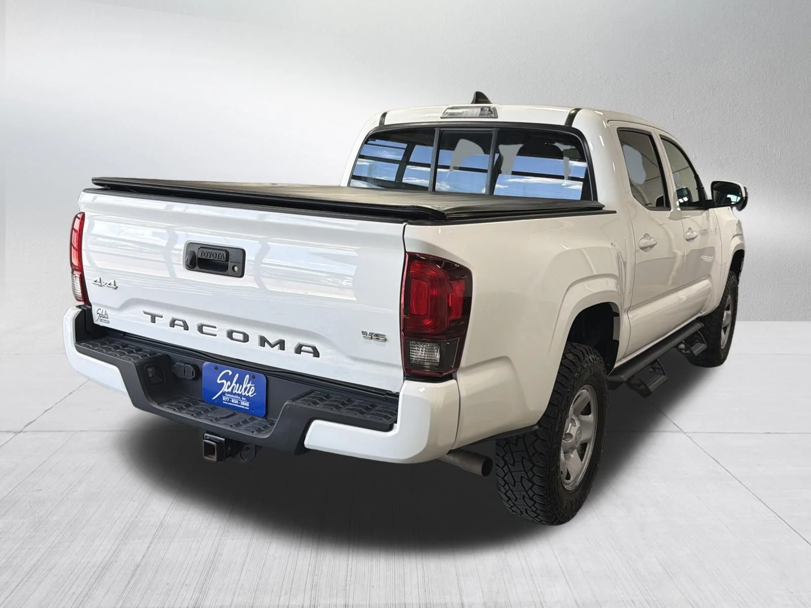 Used 2021 Super White Toyota SR image 6