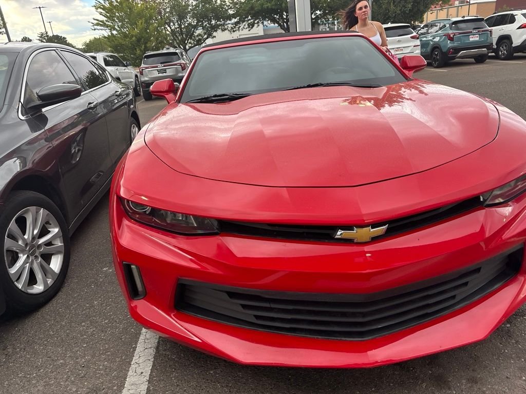 Used 2018 Red Chevrolet 1LT image 5