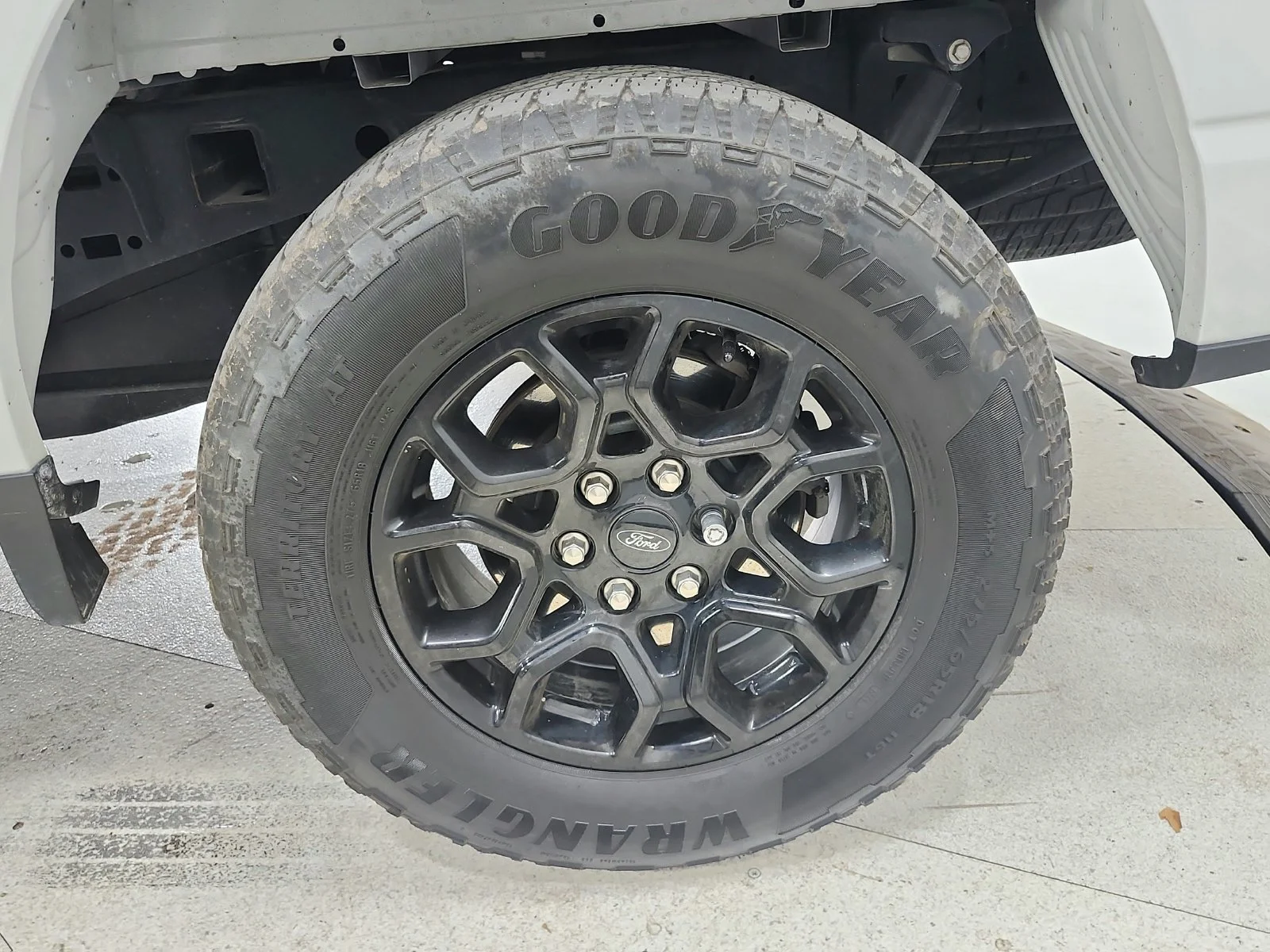 Used 2024 White Ford XLT image 19