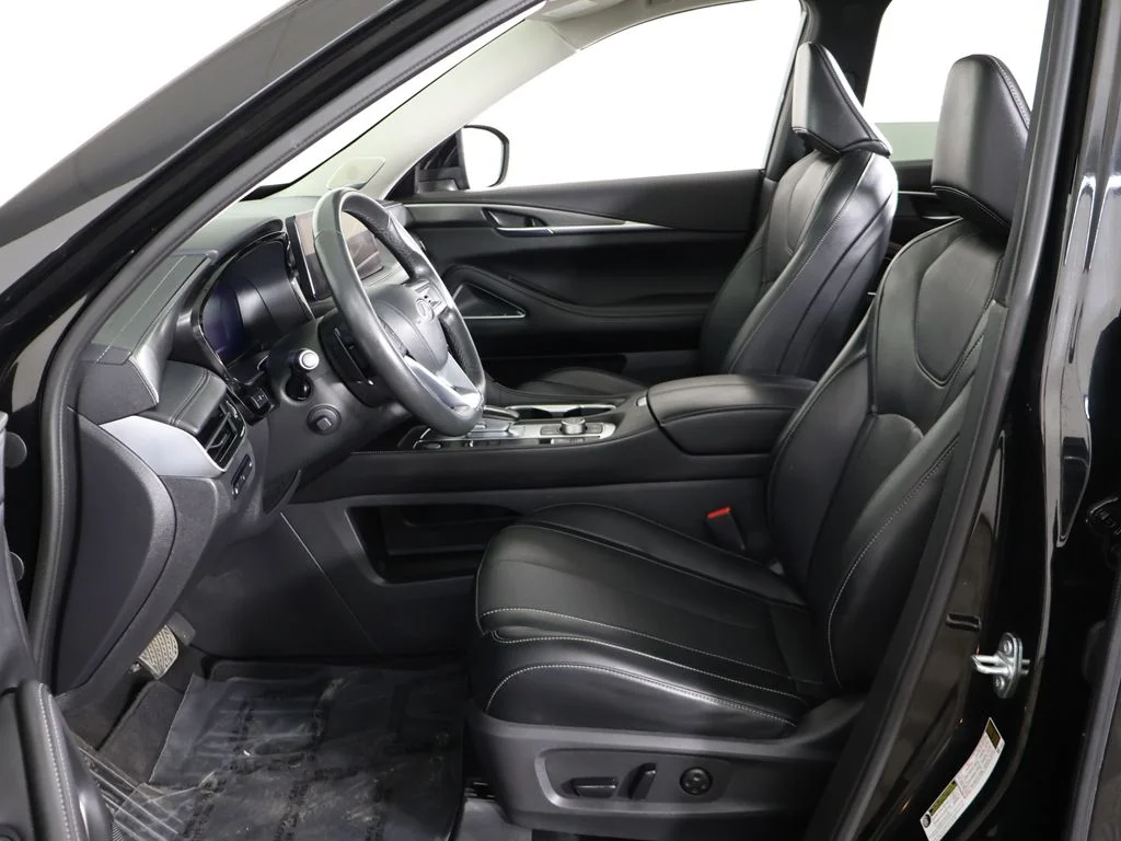 Used 2024 Mineral INFINITI LUXE image 34