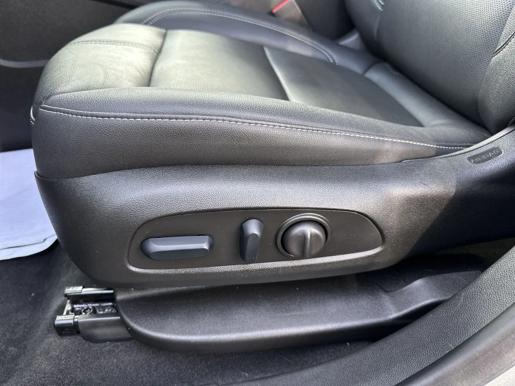 Used 2024 Gray Chevrolet LT image 4