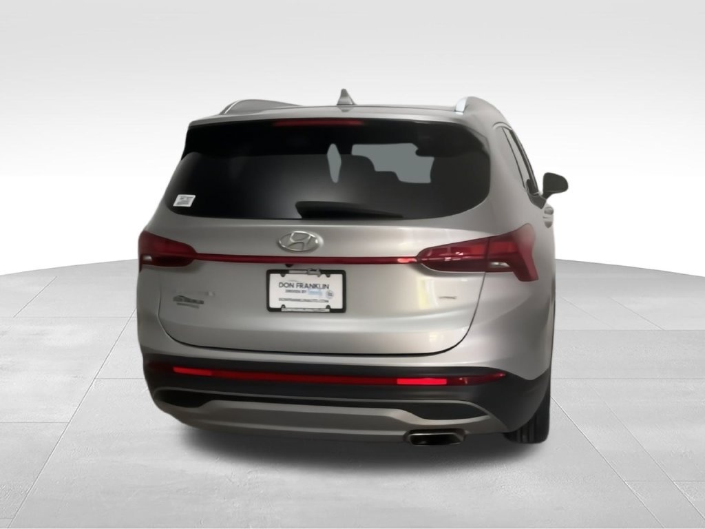 Used 2023 Silver Hyundai SEL image 4