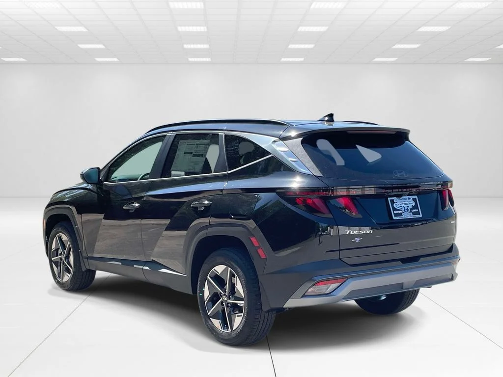 New 2026 Black Hyundai SEL image 4